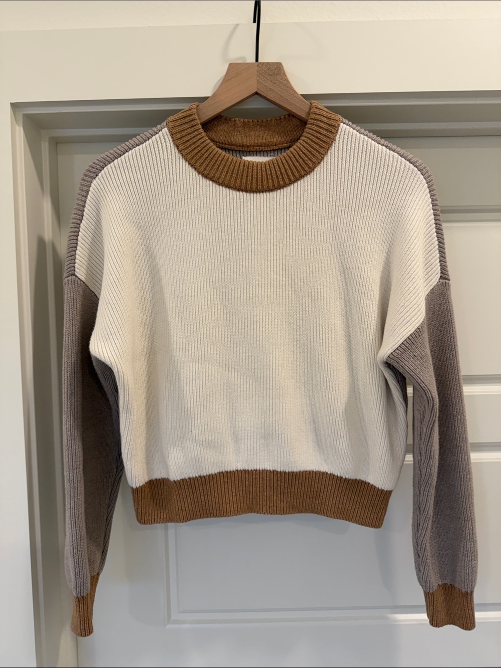 Abercrombie & Fitch Cream, Taupe & Brown Colorblock Crewneck Sweater